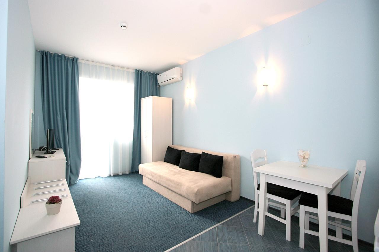 סאני ביץ' Sunny Beauty Palace Hotel מראה חיצוני תמונה