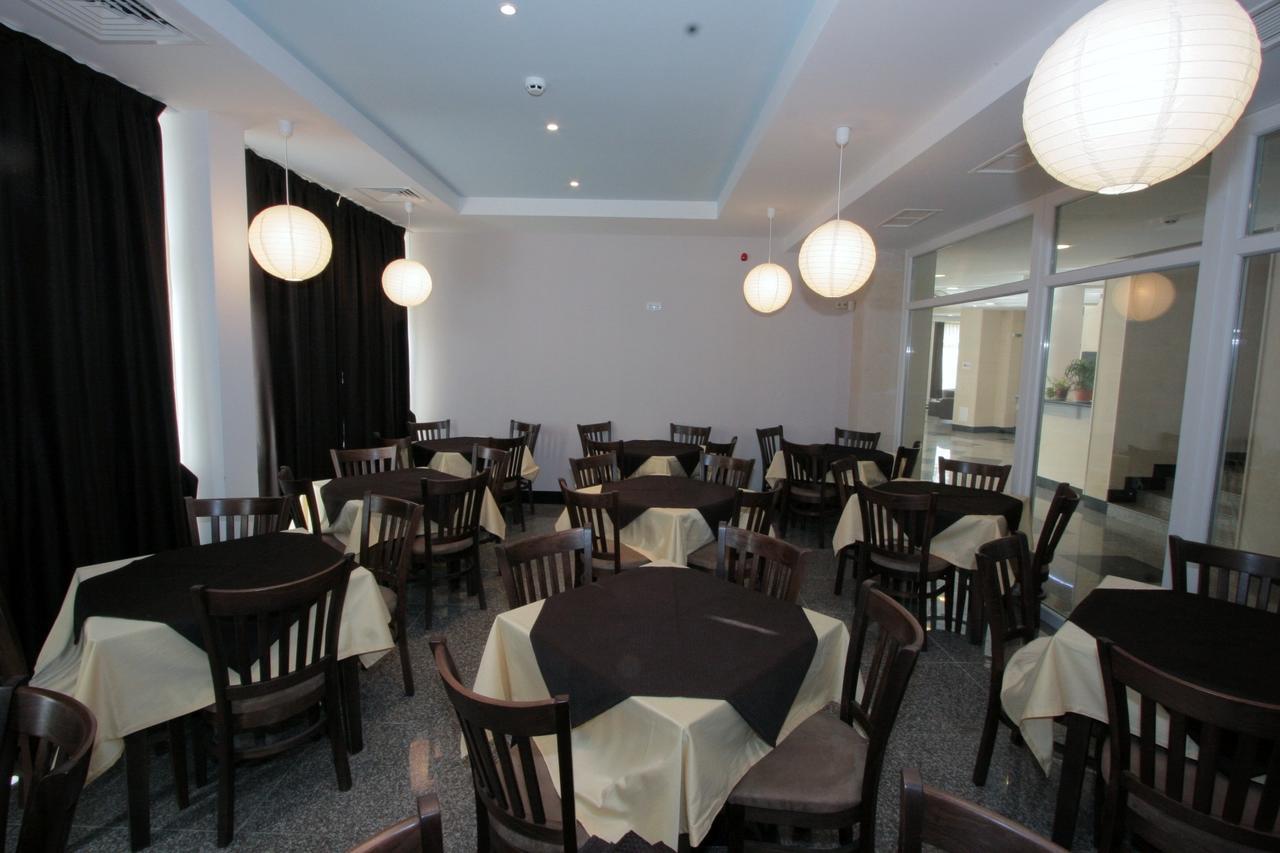 סאני ביץ' Sunny Beauty Palace Hotel מראה חיצוני תמונה